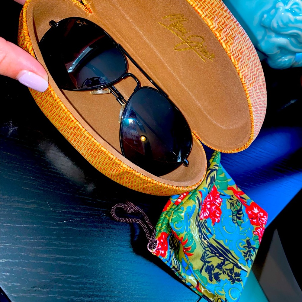 Maui Jim aviators WORN ONCE